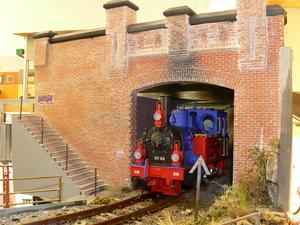 Tunnelportal Wuppertal-Rott   M 1:22,5 Original zweigleisig, Strecke stillgelegt